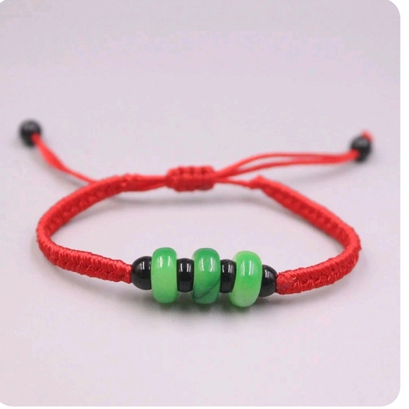 Green Jade Jadeite Circle Bead Red Knitted Bracelet - Picture 1 of 3